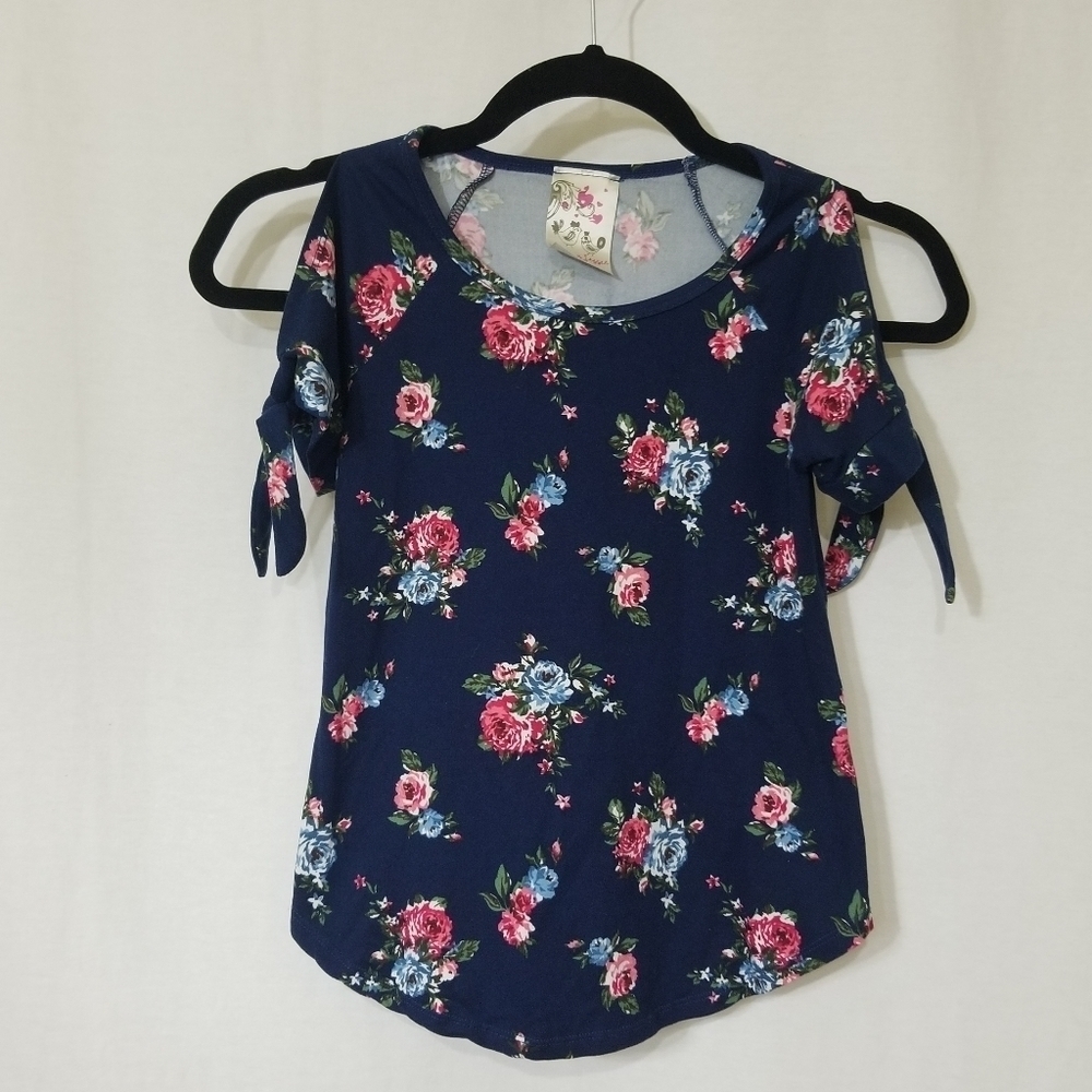 Jenna & Jesse floral blouse